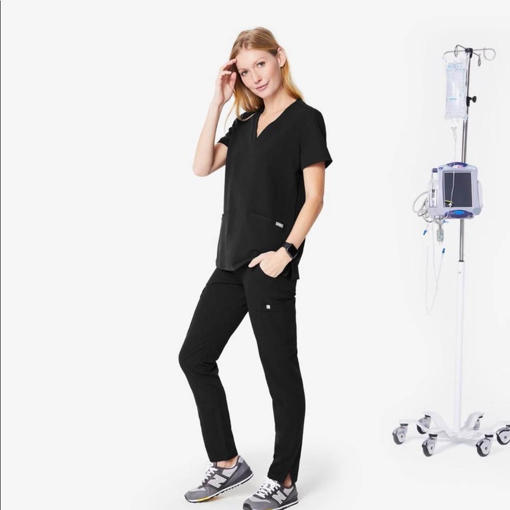 Like New - M Petite Zamora Jogger Scrub Pants